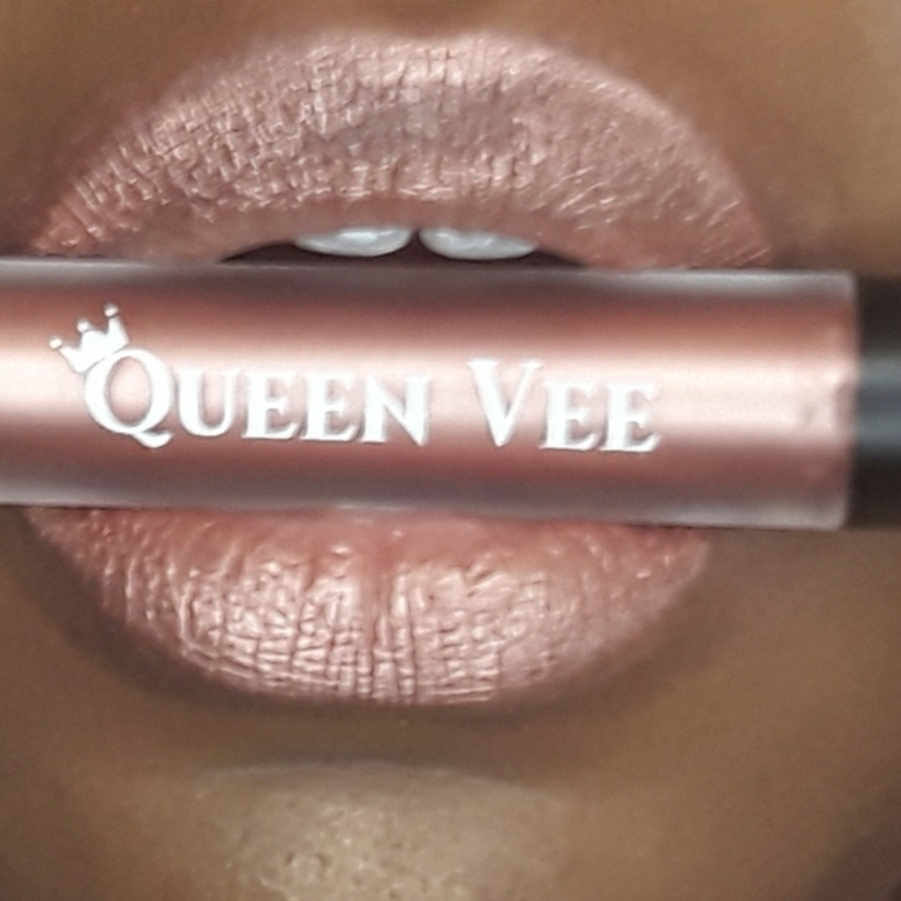 Liquid Lipstick - Picture 4 of 6